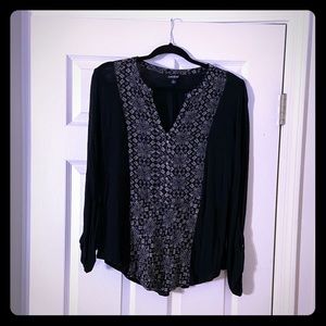 Lucky Brand V neck blouse size L